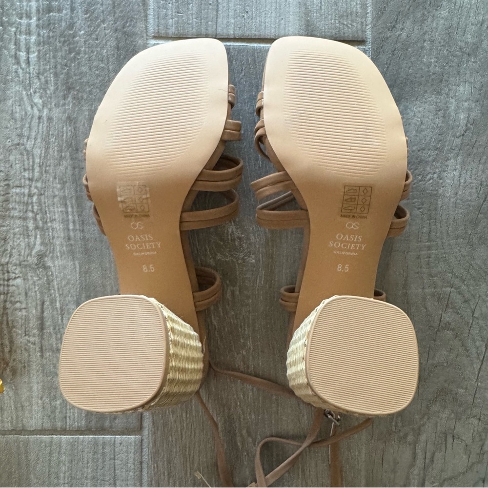 Koko Tan Strappy Straw Block Heels - Picture 10 of 12